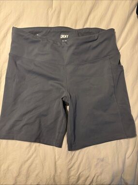 DKNY Slate Gray High-Rise Bike Shorts with Side Pocket